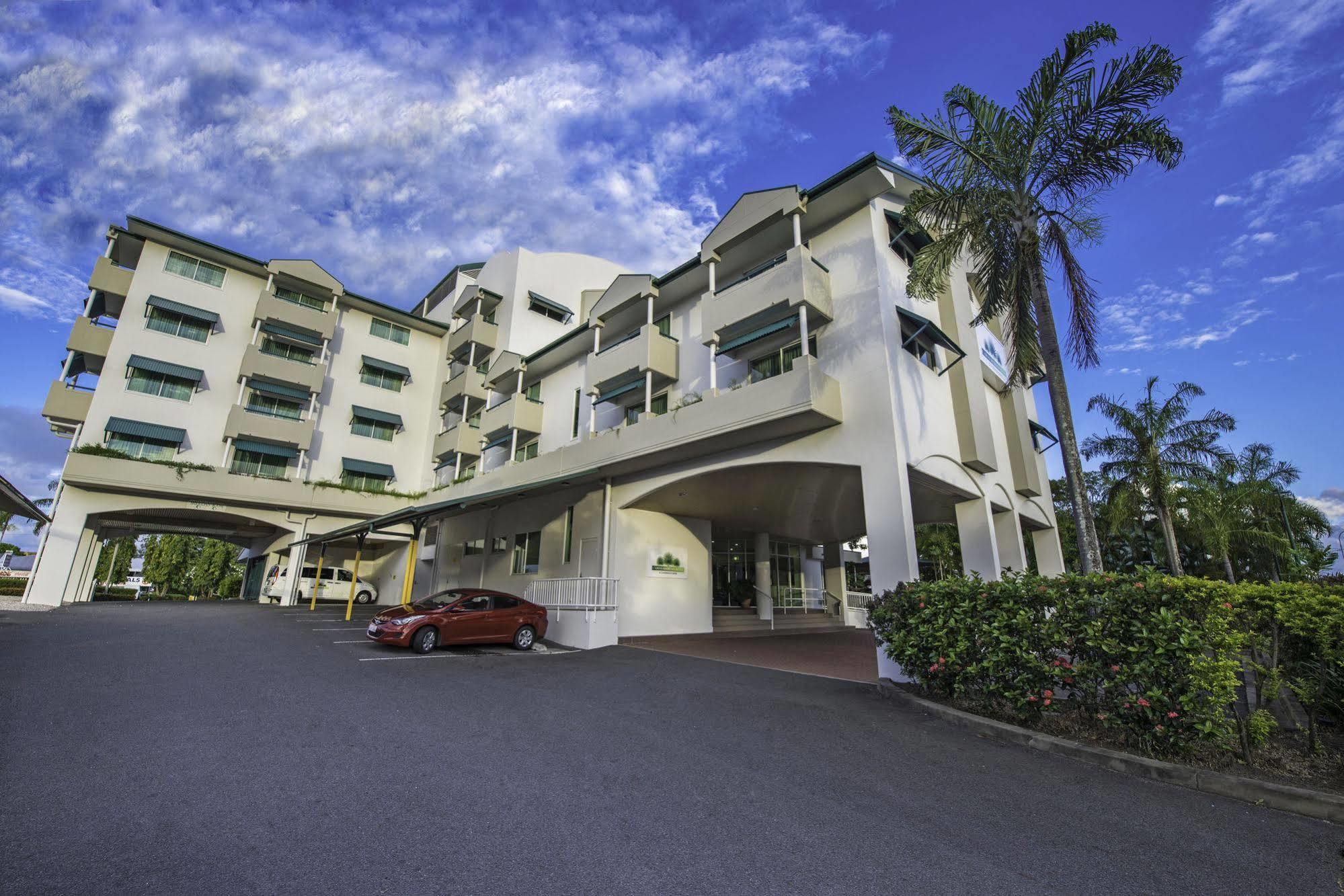 Cairns Sheridan Hotel Esterno foto